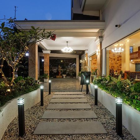 Ratana Angkor Hotel Сиемрип Экстерьер фото