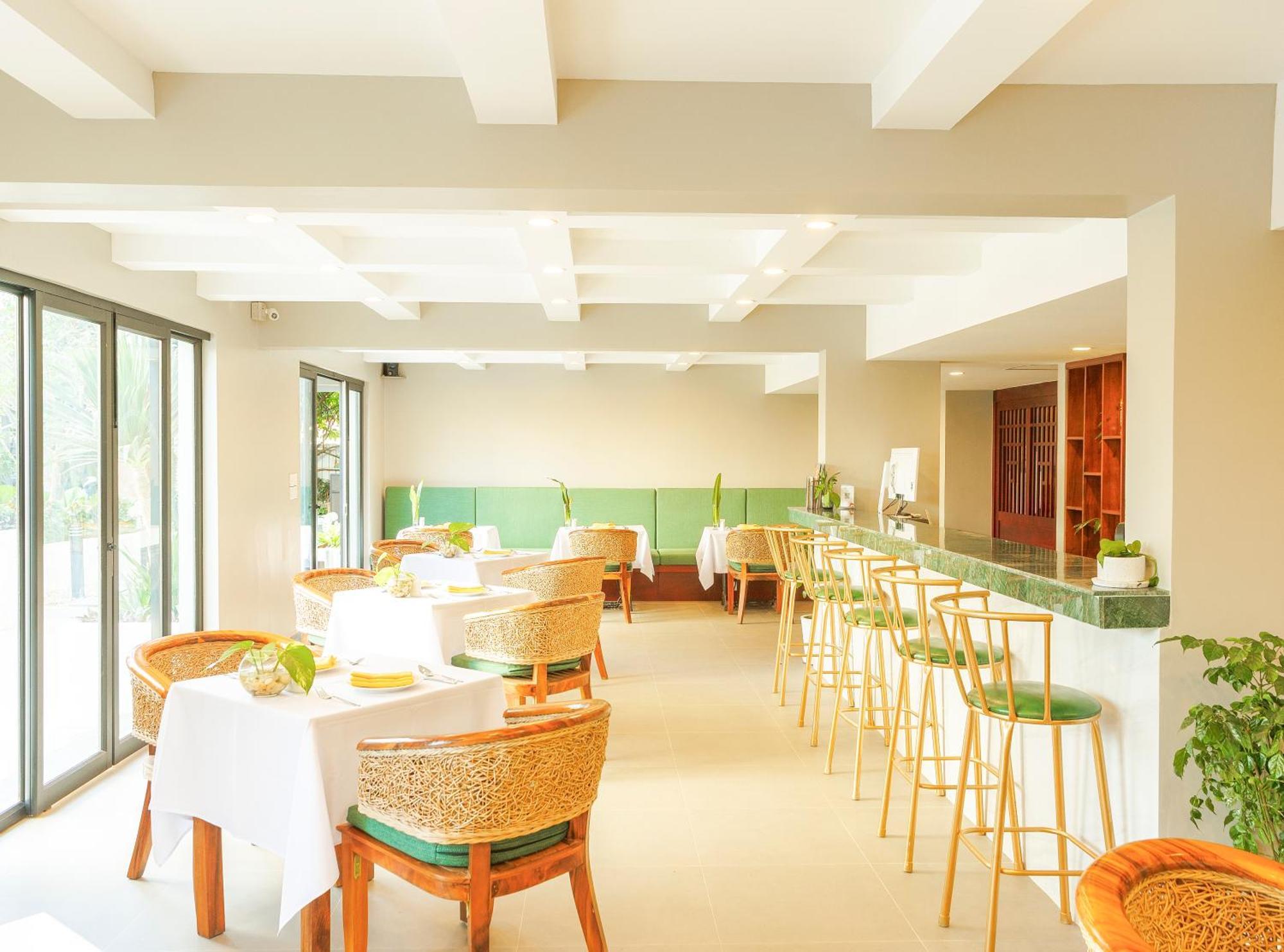 Ratana Angkor Hotel Сиемрип Экстерьер фото