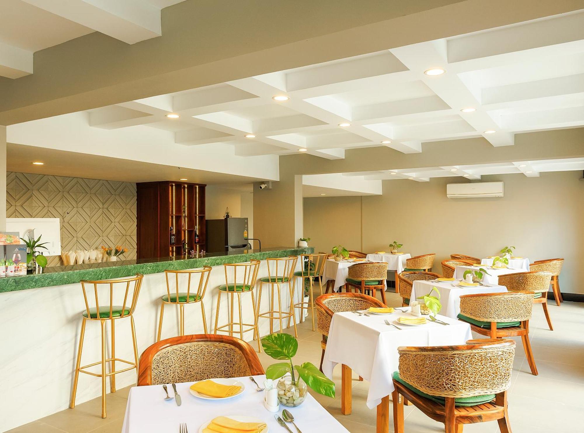 Ratana Angkor Hotel Сиемрип Экстерьер фото