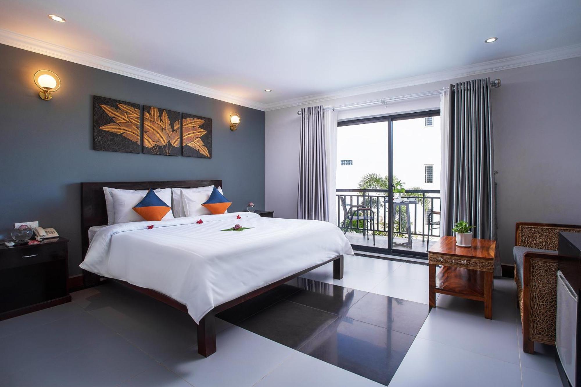 Ratana Angkor Hotel Сиемрип Экстерьер фото