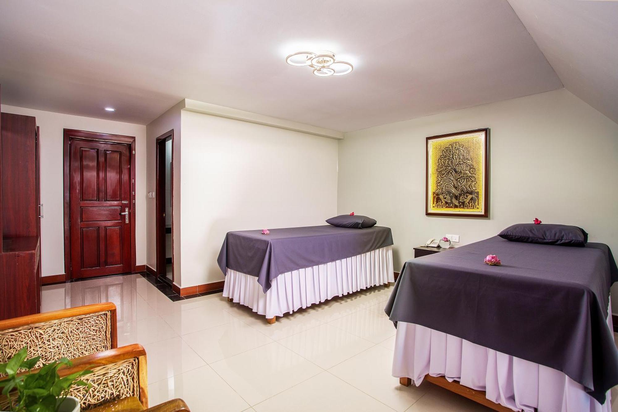 Ratana Angkor Hotel Сиемрип Экстерьер фото