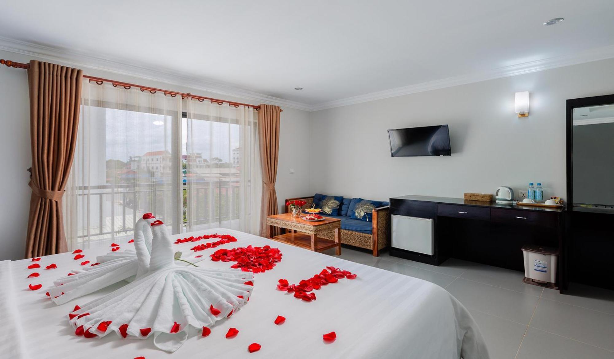 Ratana Angkor Hotel Сиемрип Экстерьер фото