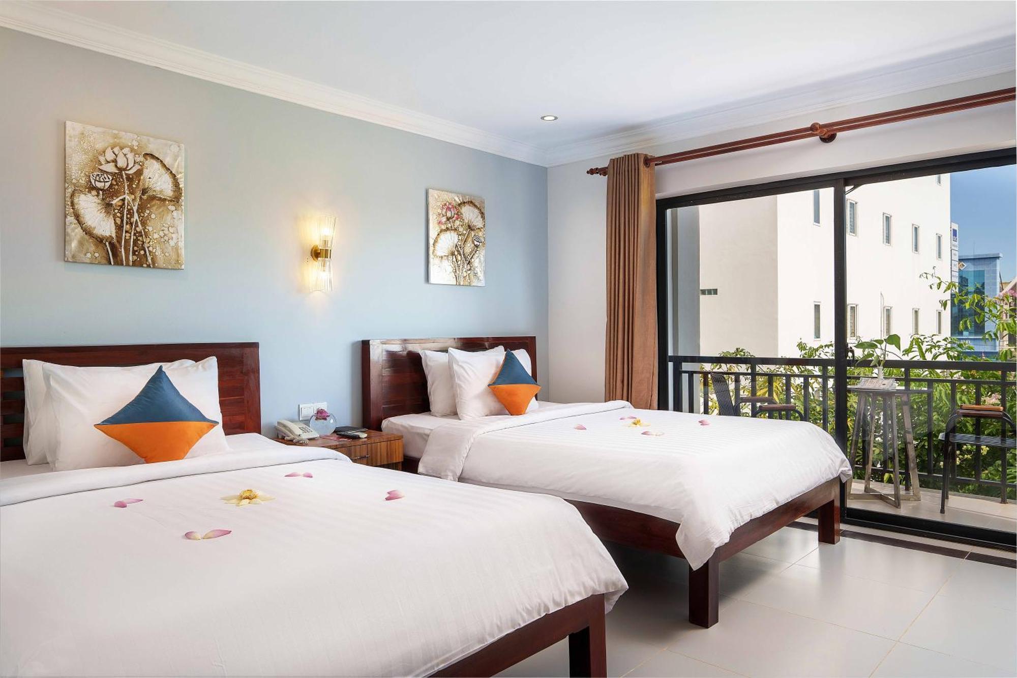 Ratana Angkor Hotel Сиемрип Экстерьер фото